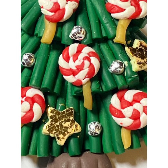 Christmas Tree Brooch Pin With Candy & Stars Design - Picture 7 of 10
